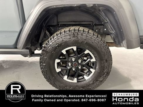 Used 2026 Jeep Gladiator Rubicon AWD/4WD image 6