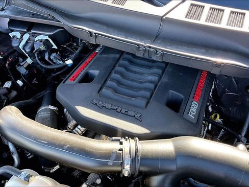 Used 2025 Ford F150 Raptor image 31