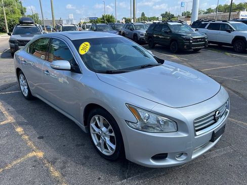 Used 2014 Nissan Maxima 3.5 SV w/ SV Value Package FWD image 3