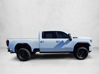 Used 2022 GMC Sierra 2500 AT4 AWD/4WD video 4