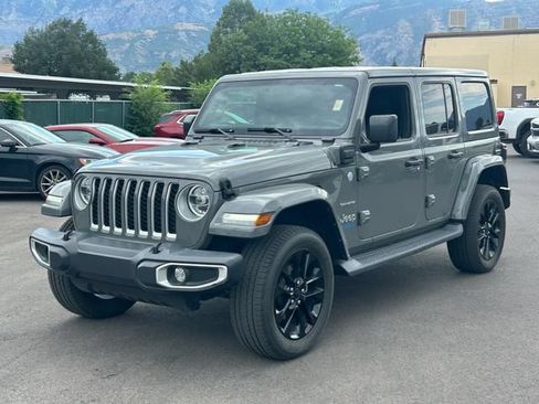 Used 2021 Jeep Wrangler Unlimited Sahara w/ Cold Weather Group AWD/4WD image 8