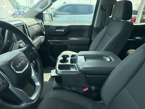 Used 2020 GMC Sierra 1500 SLE w/ SLE Value Package AWD/4WD image 3