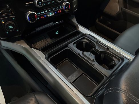 Used 2023 Ford F250 Lariat w/ FX4 Off-Road Package image 19