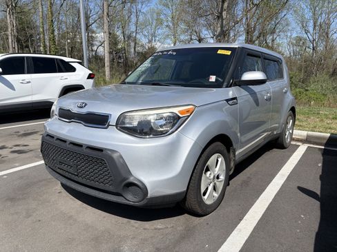 Used 2016 Kia Soul image 3