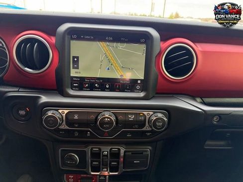 Used 2022 Jeep Gladiator Rubicon image 17