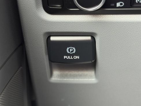 Used 2025 Ford F150 XLT w/ Equipment Group 301A Standard AWD/4WD image 25