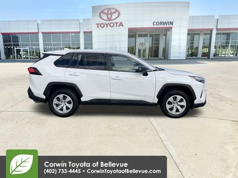 Used 2024 Toyota RAV4 LE image 9