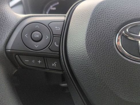 Certified 2025 Toyota RAV4 LE image 16