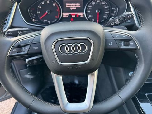 Certified 2025 Audi Q5 2.0T Premium image 18
