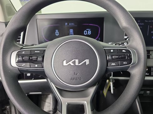 Certified 2025 Kia Sportage LX FWD image 13