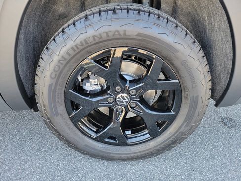 New 2026 Volkswagen Atlas Peak Edition image 23