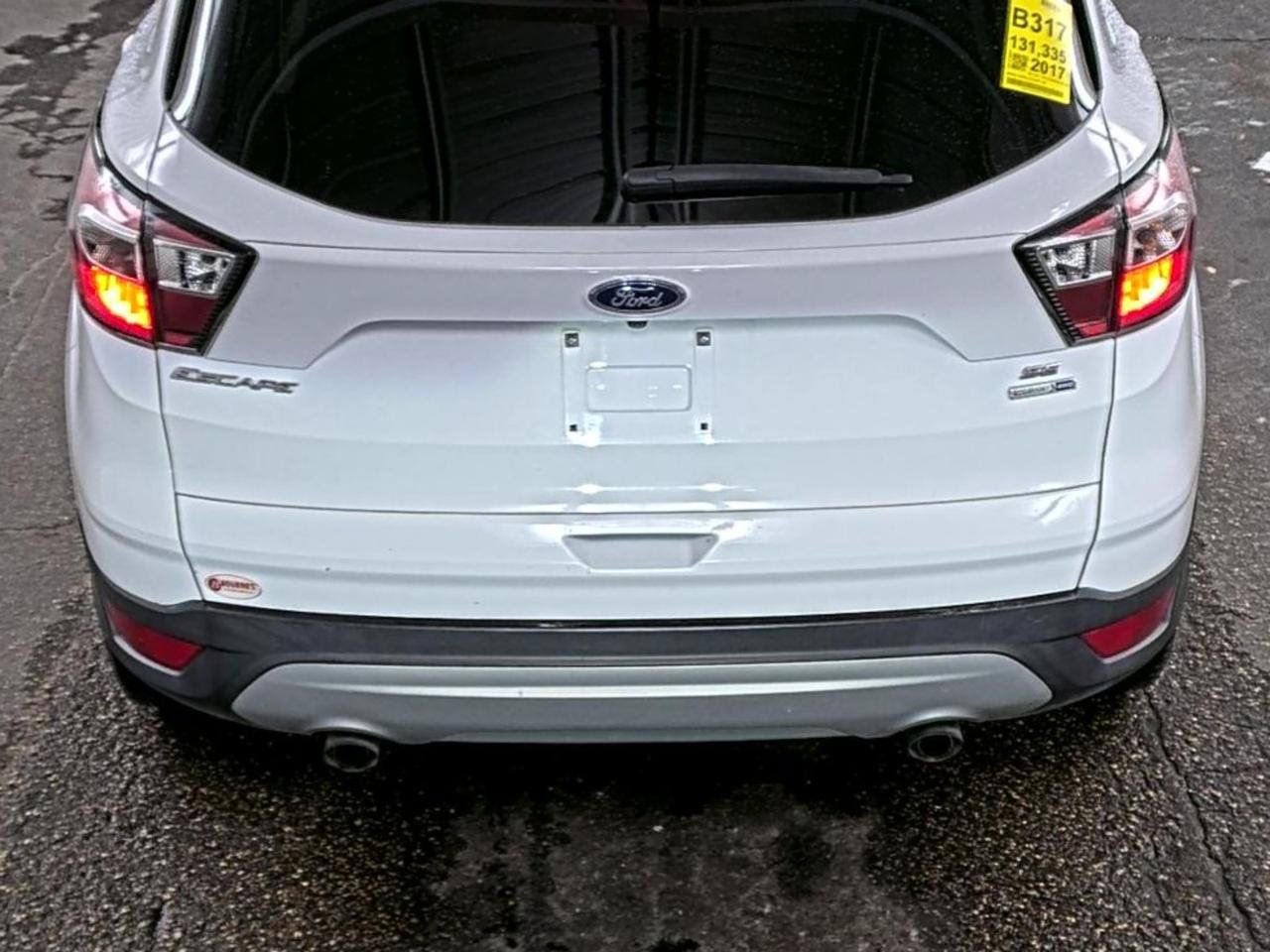Used 2017 Ford Escape SE AWD/4WD image 11