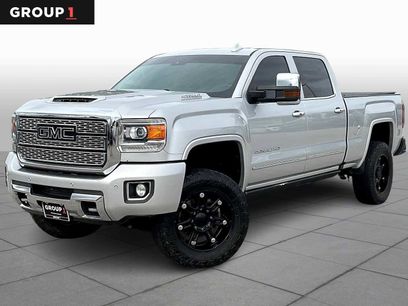 Used 2019 GMC Sierra 2500 Denali w/ Duramax Plus Package