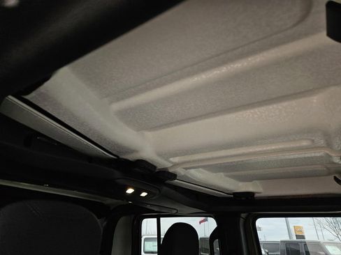 New 2026 Jeep Gladiator Mojave image 8