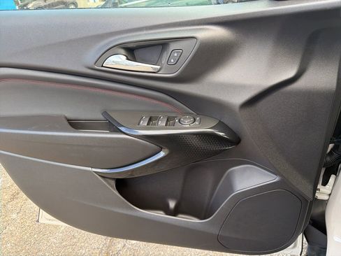 New 2026 Chevrolet Trax RS w/ Sunroof Package FWD image 21