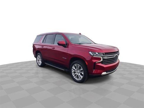 Used 2021 Chevrolet Tahoe LT image 2