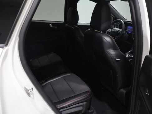 Used 2024 Ford Escape ST-Line AWD/4WD image 19