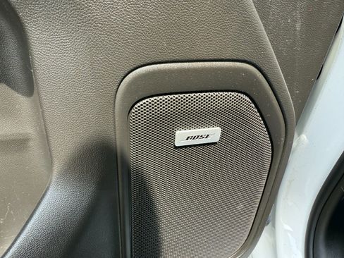 Used 2019 GMC Sierra 1500 SLT w/ SLT Premium Package image 27