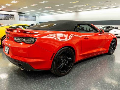 Used 2020 Chevrolet Camaro SS image 18