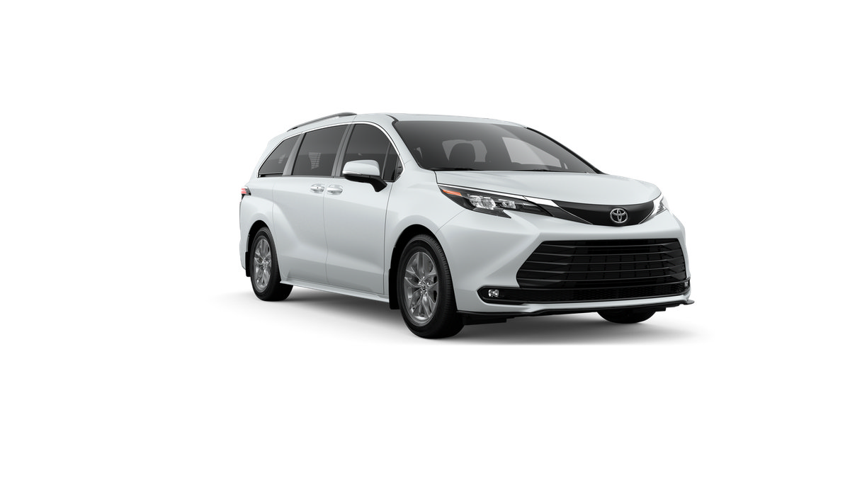 New 2026 Toyota Sienna XLE FWD image 15