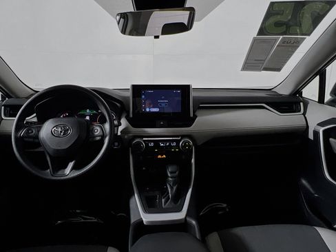 Used 2025 Toyota RAV4 XLE w/ Convenience Package FWD image 30