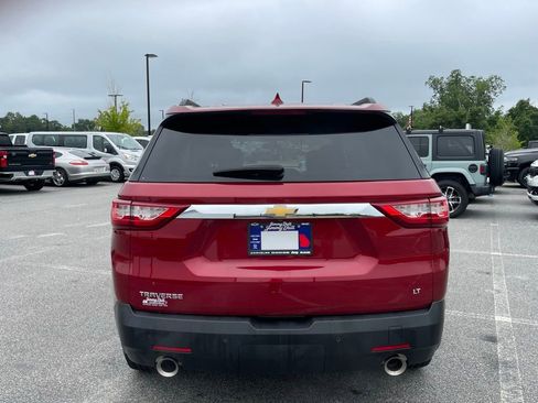 Used 2019 Chevrolet Traverse LT FWD image 18