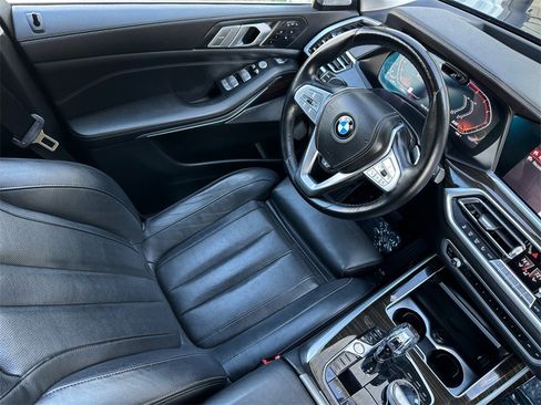 Used 2019 BMW X7 xDrive50i w/ Premium Package image 42