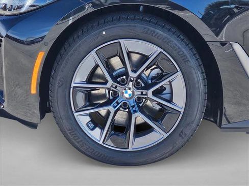 New 2026 BMW i4 eDrive40 image 17