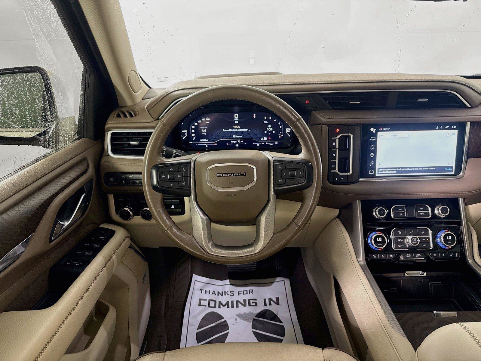 Used 2022 GMC Yukon XL Denali w/ Denali Ultimate Package AWD/4WD image 13