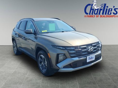 Used 2025 Hyundai Tucson Blue AWD/4WD image 3
