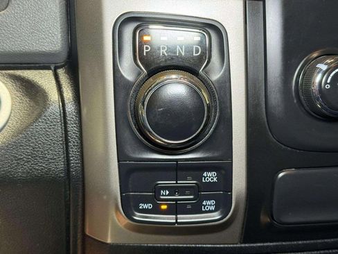 Used 2017 RAM 1500 Classic SLT image 11