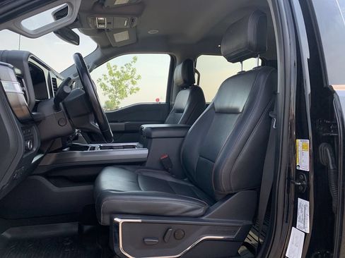 Used 2023 Ford F350 Lariat w/ Lariat Ultimate Package AWD/4WD image 31