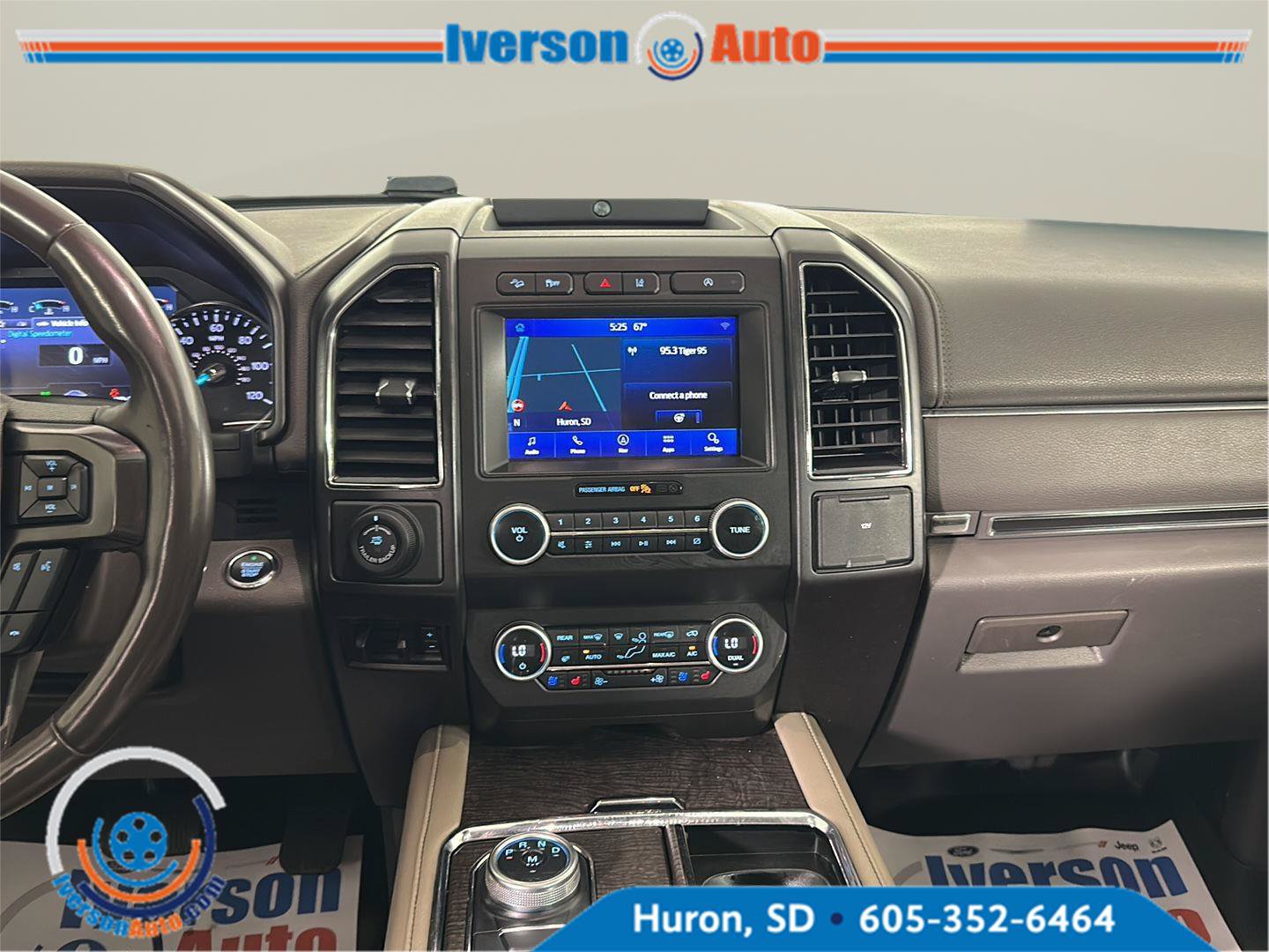 Used 2021 Ford Expedition Max Limited AWD/4WD image 28