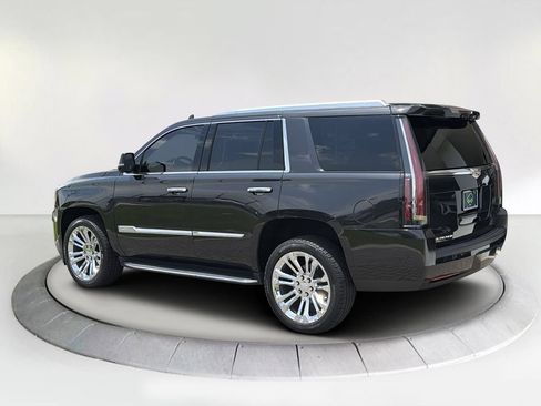 Certified 2019 Cadillac Escalade Luxury w/ LPO, Escalade Noir Package RWD image 3