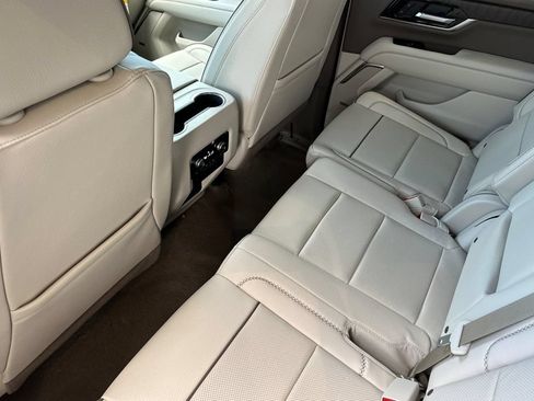 New 2026 GMC Yukon Denali AWD/4WD image 12