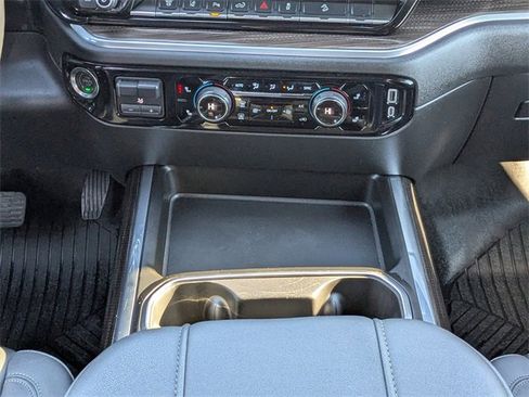 Used 2025 Chevrolet Silverado 2500 LT w/ Safety Package image 16