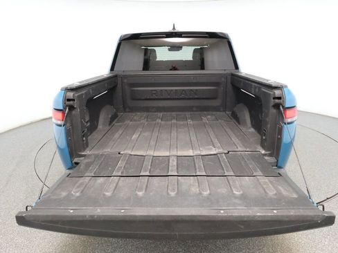 Used 2022 Rivian R1T Adventure image 23