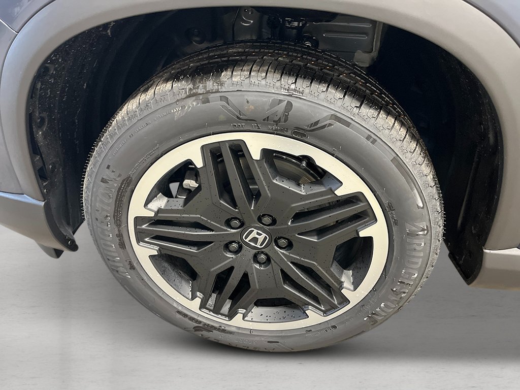 New 2026 Honda Pilot Touring image 13