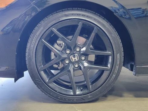 Certified 2025 Honda Civic Sport image 10