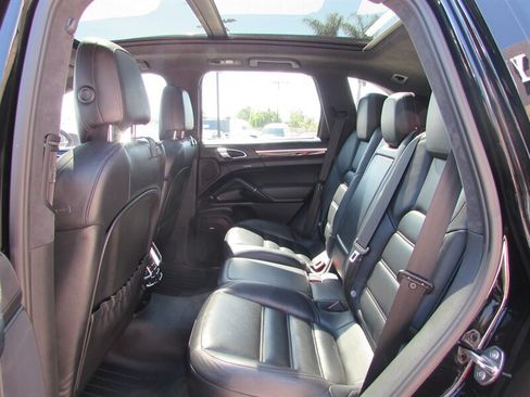 Used 2012 Porsche Cayenne Turbo AWD/4WD image 24
