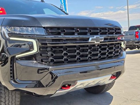 Certified 2024 Chevrolet Tahoe Z71 w/ Luxury Package AWD/4WD image 8