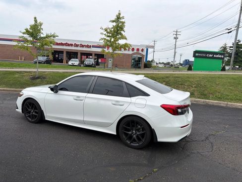 Used 2024 Honda Civic Sport image 16