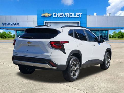 New 2026 Chevrolet Trax LT w/ Driver Confidence Package image 4