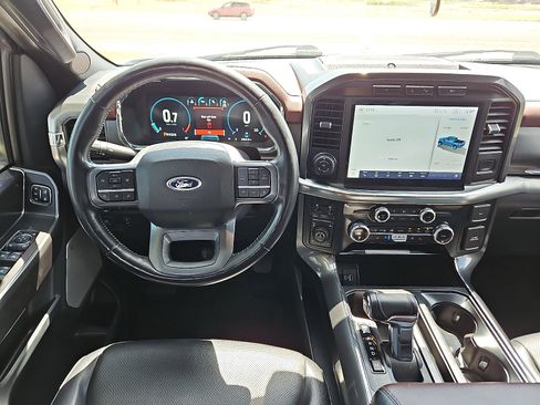 Used 2023 Ford F150 Lariat AWD/4WD image 7