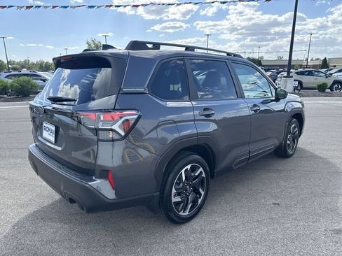 Used 2025 Subaru Forester Limited w/ Popular Package #2 AWD/4WD image 5
