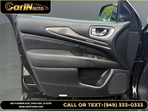 Used 2020 INFINITI QX60 Luxe w/ Essential Package FWD image 30
