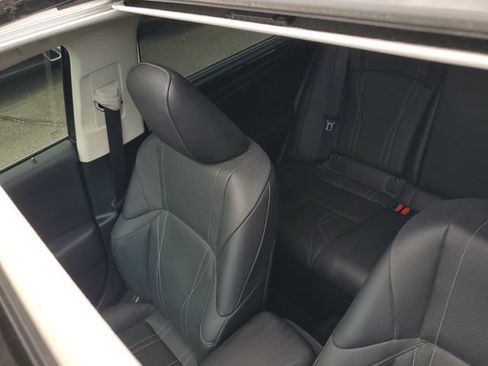 Used 2021 Lexus ES 300h Ultra Luxury w/ Accessory Package FWD image 34