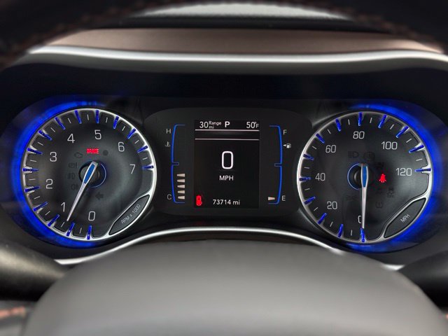 Used 2019 Chrysler Pacifica Touring-L FWD image 23