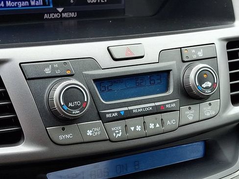 Used 2013 Honda Odyssey Touring image 19