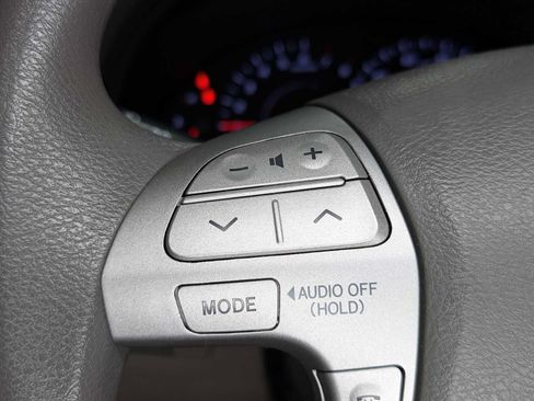 Used 2011 Toyota Camry LE w/ LE Extra-Value Pkg FWD image 31
